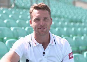 Jos Buttler Wife, Age, Height, Profile, Baby, Child, Stats, Biography & Wiki