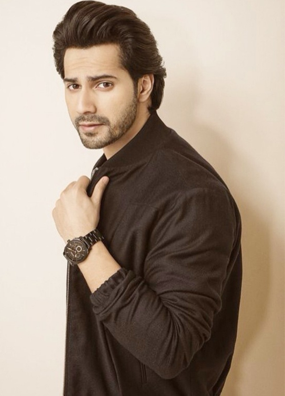 Varun Dhawan Wife Age Biography Wiki Father Net Worth 2021 In an interview, varun revealed that his grandfather used to work at the hsbc bank in hongkong. varun dhawan wife age biography wiki