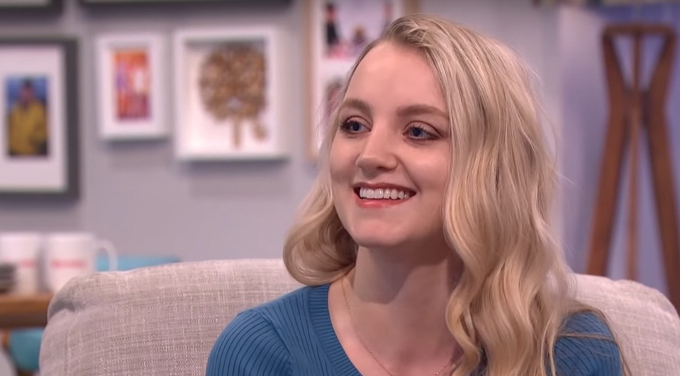 Evanna Lynch Bio, Wiki, Parents, Siblings, Education, Career, Movies, TV, Net Worth, Awards & Personal Life