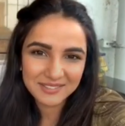 Jasmin Bhasin Age, Biography, Family, Wiki,  Education, Career Debut, Movies, TV Shows, Awards & Net Worth