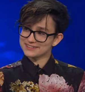 Bex Taylor-Klaus Age, Bio, Wiki, Family, Education, Career Debut, Movies, TV Shows, Wife, Awards & Net Worth