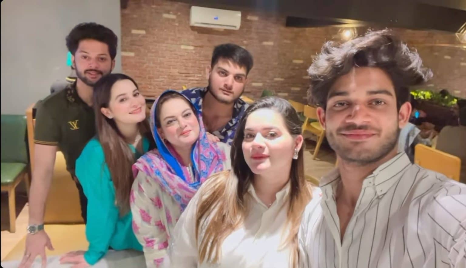 Aiman Khan & Family Pictures